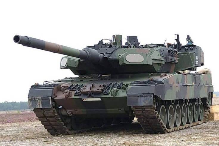 Leopard 2A8 with Trophy system